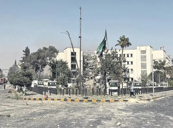Katil Netanyahu'dan alçak plan! Dürzileri bahane etti Suriye'ye saldırdı